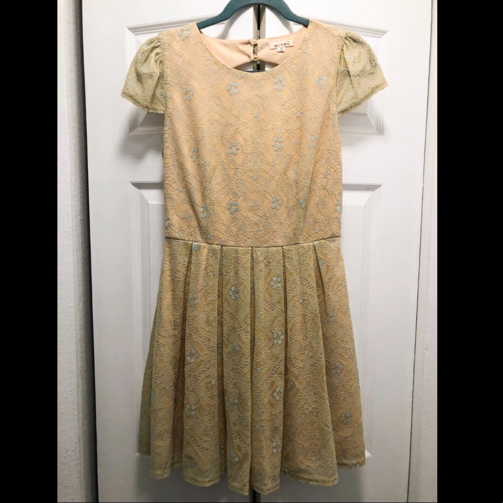 Yellow floral detail cap sleeve dress